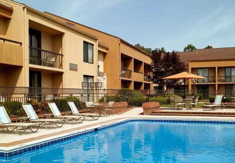 Courtyard By Marriott Augusta Hotel Exterior photo